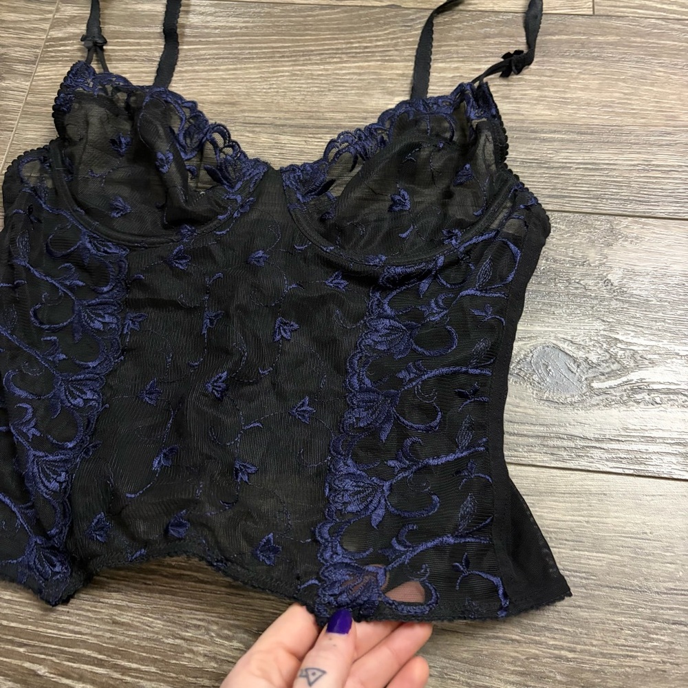90s European Vintage TCM Embroidered Lace Boned Corset Top (Black/Blue) Size M/L - Picture 7 of 9